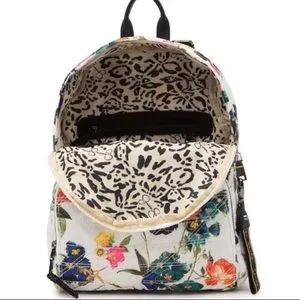 Jessica Simpson | Bags | Nwt Jessica Simpson Kaia Backpack  display picture 3
